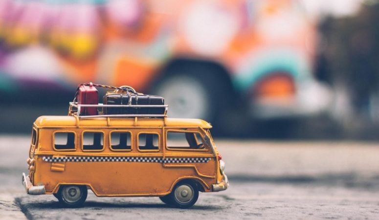 Roadschooling: The Ultimate Guide to Teaching Your Kids While Traveling